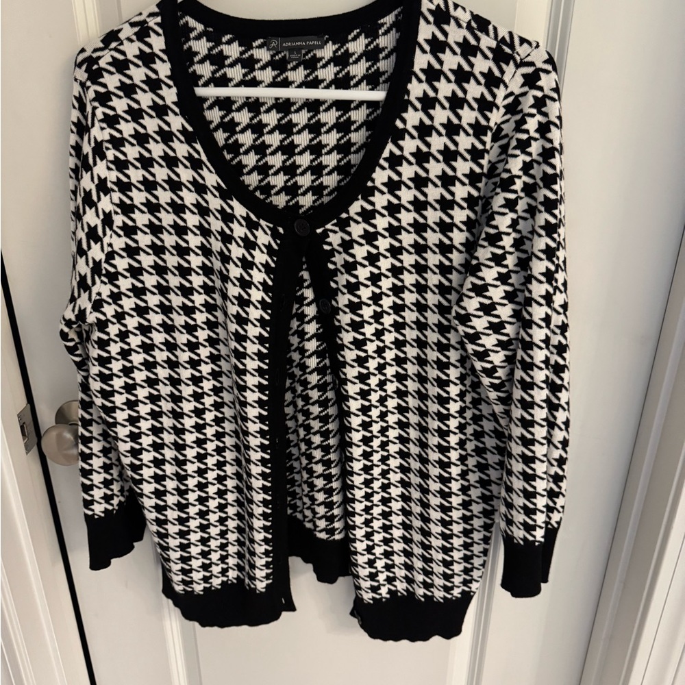 Adrianna Papell Black and White Houndstooth Cardigan